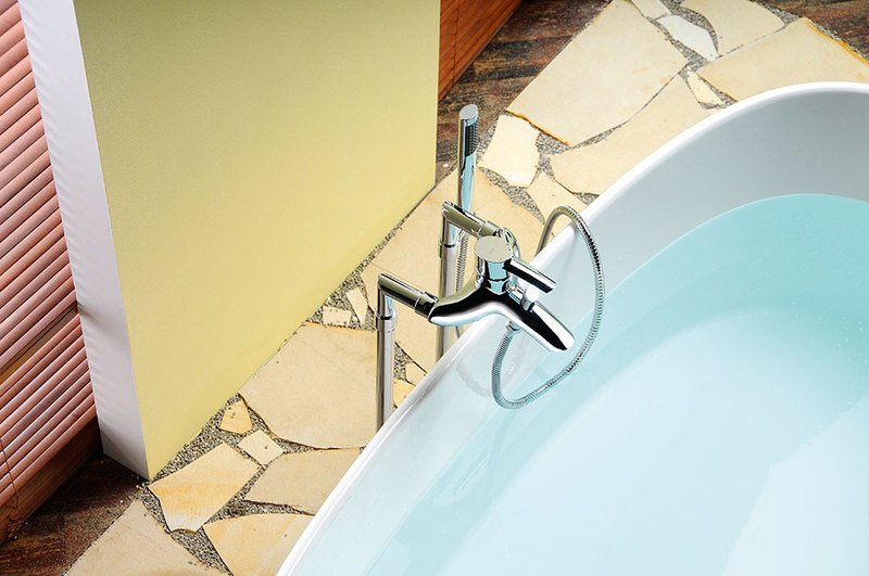 Připojení pro instalaci vanové baterie do podlahy (pár), chrom - 9881